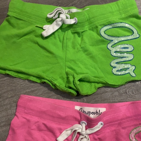TWO PAIRS OF AEROPOSTALE SHORTS SZ XS PINK AND LIKE GREEN - Picture 3 of 5